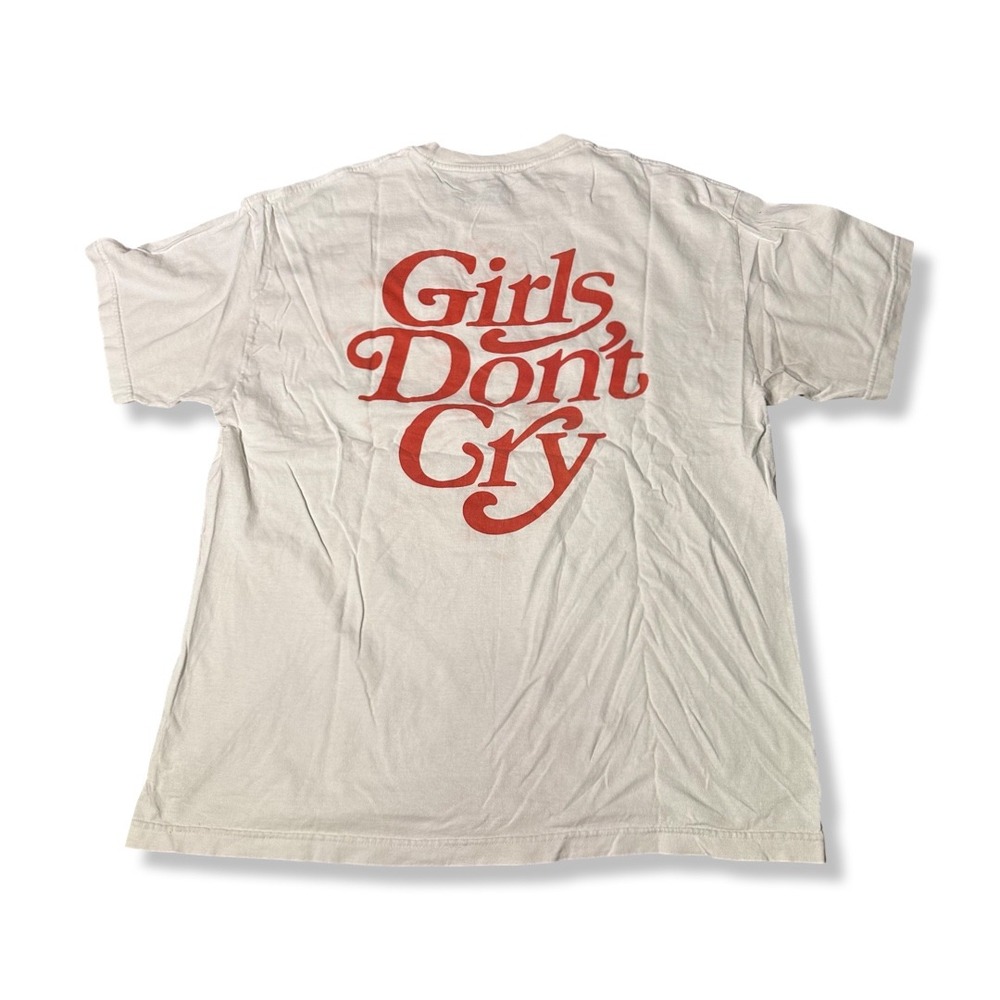 Girls Don't Cry T-Shirt Mens XL White Excellent Graphic Streetwear Logo Tee